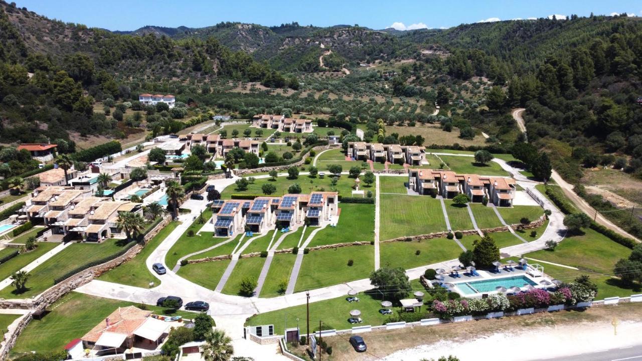 Stigmes Villas & Suites Nea Skioni Exterior foto