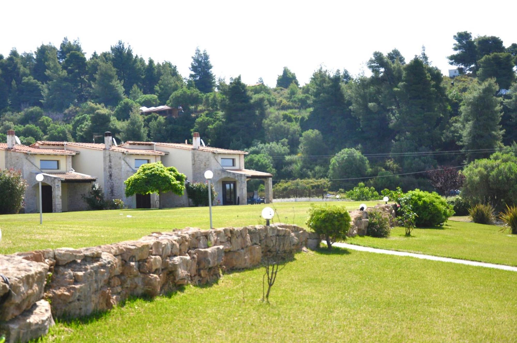 Stigmes Villas & Suites Nea Skioni Exterior foto