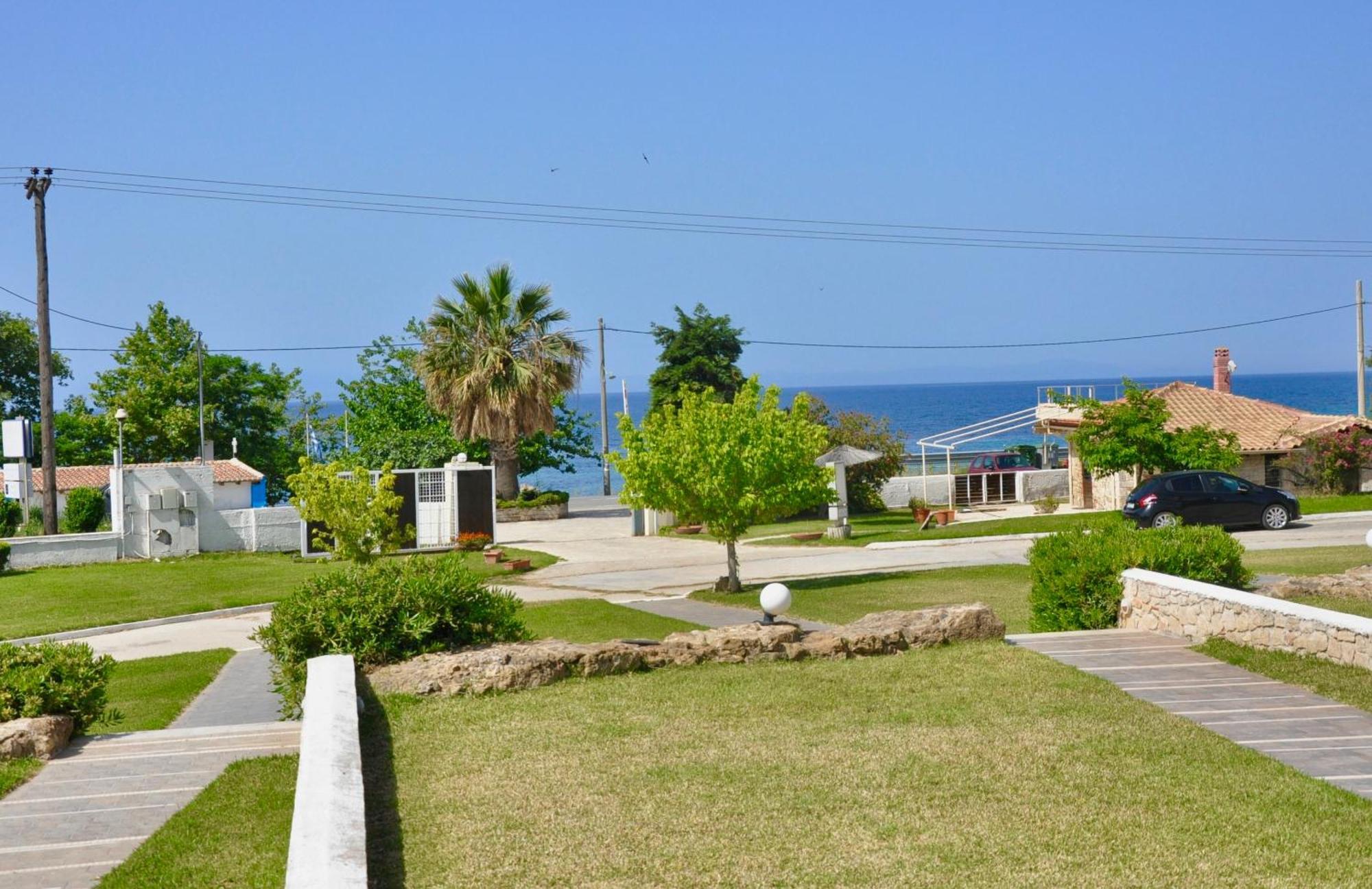 Stigmes Villas & Suites Nea Skioni Exterior foto