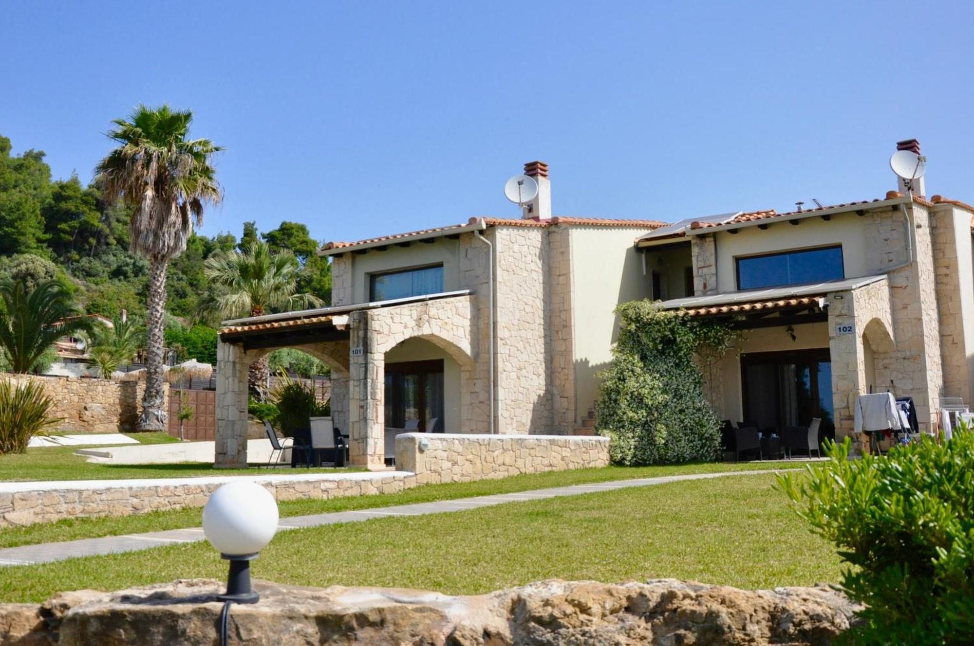 Stigmes Villas & Suites Nea Skioni Exterior foto